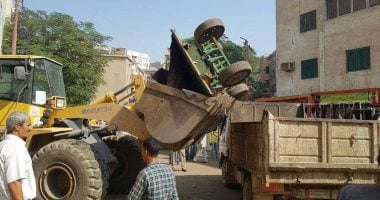 تنفيذ أحكام وإزالة إشغالات فى حملة بمنطقة آثار الهرم