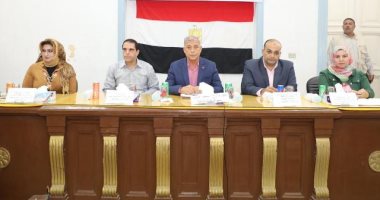 صور.. محافظ المنوفية يشهد ختام برنامج تنمية المهارات الحياتية بشبين الكوم