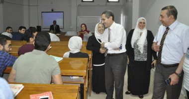 صور.. رئيس جامعة القناة: بدء الأنشطة الثقافية والرياضية للمدن الجامعية