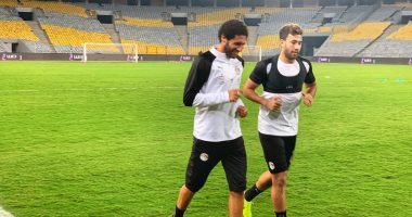 تريزيجيه والننى يكتفيان بالجرى فى المنتخب.. وحجازى يؤدى مرانا كاملا