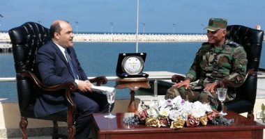 قائد لواء الوحدات الخاصة البحرية فى أول حوار مع محمد الباز فى 90 دقيقة.. الليلة