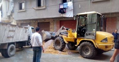 صور.. التصدى لأعمال البناء المخالف لـ4 عقارات مخالفة بحى الجمرك فى الإسكندرية