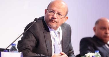 رئيس بنك قناة السويس: القطاع المصرفى أثبت قوته أمام الثورات والأزمات العالمية