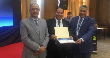 كلية الطب البشرى بجامعة سوهاج تناقش أبحاث متميزة فى مؤتمرات دولية وعالمية