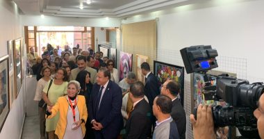 أمين الأعلى للثقافة يفتتح معرض الفن التشكيلى المصرى و الثقافات الإفريقية 