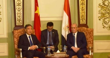 صور.. تفاصيل زيارة رئيس اللجنة الوطنية للمؤتمر الاستشارى الصينى للأقصر