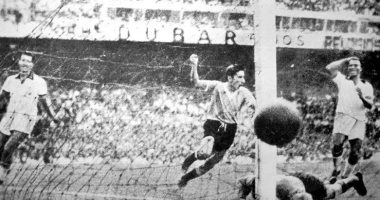 17 عاماً على رحيل أسطورة أوروجواى سيكافينو بطل العالم 1950