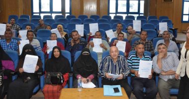 صور.. صندوق التنمية المحلية يٌسلم 51 مشروعا خدميا وحرفيا لأبناء المنيا