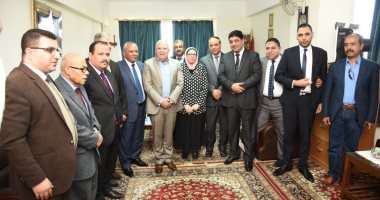 صور.. محافظ بورسعيد يلتقى أعضاء فرع هيئة قضايا الدولة