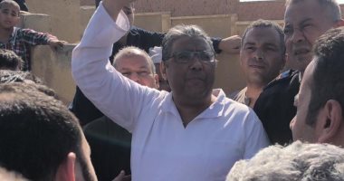 مصادر: السجون تسمح للإخوانى محمود حسين مراسل قناة الجزيرة بحضور جنازة والده