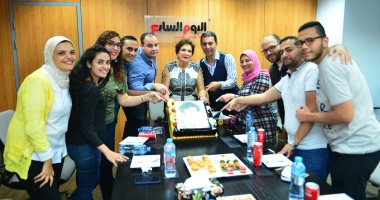 لبلبة تحتفل بعيد ميلادها فى اليوم السابع.. "كل سنة وإنتى فنانة جميلة".. فيديو
