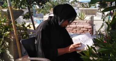 بوسى شلبى عن حرصها على زيارة قبور الفنانين: أهلى وبيوحشونى