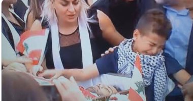 كيف نعت نانسى عجرم وهيفاء وهبى ونجوى كرم شهيد لبنان؟