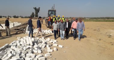 إزالة التعديات على 18 فدان أراضى زراعية بالإسماعيلية  