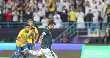 البرازيل ضد الأرجنتين.. ميسي يهز شباك السليساو فى الدقيقة 14 "فيديو"