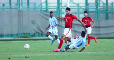 الزمالك يتصدر دوري 2001 بعد 14 جولة والأهلي رابعا