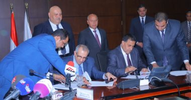 السكة الحديد توقع عقدا لتوريد وصيانة 141جرارا بـ 466.3 مليون دولار