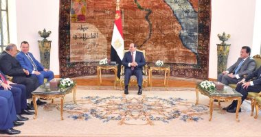 الرئيس يؤكد أهمية استمرار التنسيق بين مصر ورومانيا خلال استقباله لوفد جامعة بوخارست.. الجامعة: منح السيسي درجة الدكتوراة الفخرية انطلاقاً من دوره في قيادة مصر بفترة عصيبة.. والعبور بها لمرحلة جديدة من التنمية