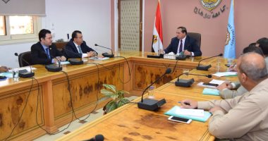 جامعة سوهاج تنهي تدريب 283 طالب بالتعاون مع جهاز تنمية المشروعات الصغيرة والمتوسطة