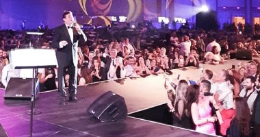 صور.. هاني شاكر يتألق في أولى حفلاته بأمريكا