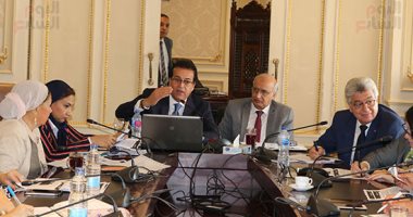 وزير التعليم العالى: لدينا 54 جامعة.. ونحتاج 100 على الأقل لاستيعاب الطلاب 