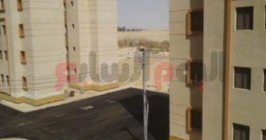 صور.. تنفيذ 216 وحدة بمشروع الإسكان الاجتماعى بالفرافرة و8 محطات تنقية و4 أبار شرب بمركز الداخلة