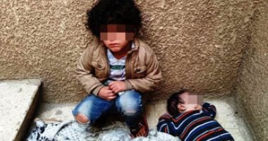 جد طفلى بير السلم: منعت بنتى من دخول منزلى لزواجها من المطرب شادى الأمير