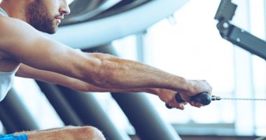لو بتلعب رياضة.. 5 علامات على أنك ترهق عضلاتك أكثر من اللازم