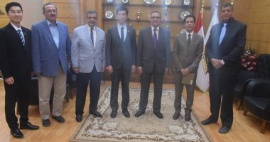 عروض موسيقية من وفد الاوركسترا الطلابى بجامعة بكين للغابات داخل جامعة بنها