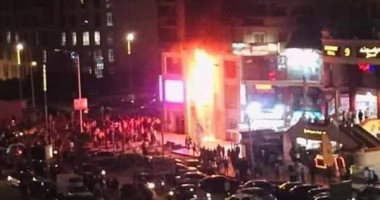 السيطرة على حريق داخل جراج سيارات فى فيصل دون إصابات