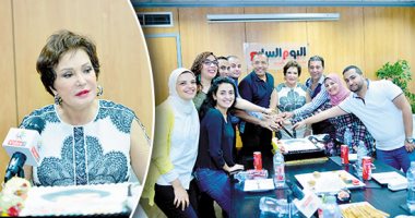 لبلبة فى ندوة اليوم السابع: أنا وعادل إمام "لايقين على بعض".. لم أحتفل بعيد ميلادى منذ وفاة أمى ومفاجأة الجريدة فرحتنى جدا.. نفسى فى عاطف الطيب من جديد والعمل مع شريف عرفة.. وأحلم بتقديم شخصية "أم شقيانة"
