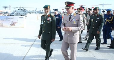 الفريق محمد فريد يعود من الإمارات عقب حضوره فعاليات معرض دبى للطيران
