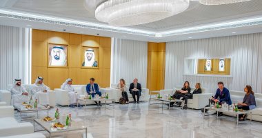 هيئة الشارقة للكتاب تستعرض الدور المعرفى لإثراء صناعة الكتب مع وفد إيطالى