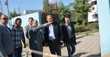 وزير التنمية المحلية يحيل رئيس مدينة الخانكة للنيابة بسبب تدنى مستوى النظافة