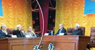 صور.. مفتى الجمهورية: على الشاب أن يهدى خطيبته وزوجته عروسة المولد وكل ما يسعد قلبها.. والصلاة فى مسجد مبنى مخالف "صلاة على أرض مغتصبة".. الإيداع بالبنوك حلال.. وتحصيل 3 جنيهات عن كل مصلى شائعة.. والنقاب عادة