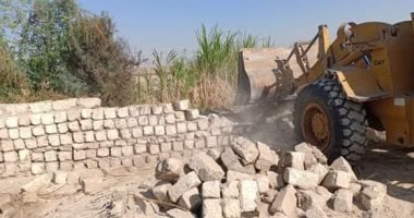 صور.. إزالة تعديات على أملاك الدولة بأحياء جنوب القاهرة