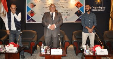جامعة حلوان تكرم سيد عبد الحفيظ وحسام عاشور على هامش لقاء مفتوح بالطلبة..صور