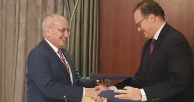 العصار يوقع خطاب نوايا مع "دى أم جى مورى" الألمانية" فى مجال التحول الرقمى