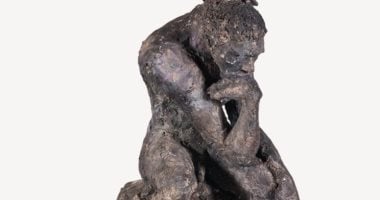 نزاع حول تمثال لـ بانكسى معروض للبيع فى سوثبى وفنان بريطانى يدعى ملكيته