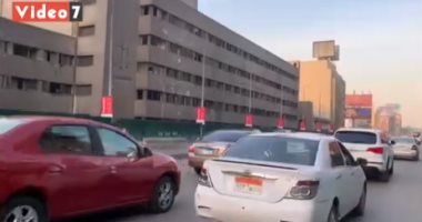 فيديو.. زحام مرورى أعلى كوبرى 6 أكتوبر بسبب زيادة الأحمال