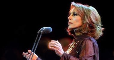 ريما رحبانى تنشر صورة جديدة لوالدتها الفنانة فيروز وتوجه لها رسالة