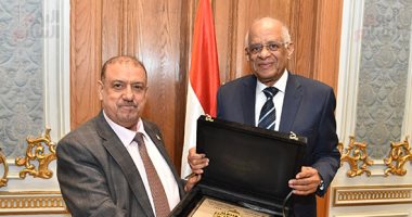 رئيس برلمان اليمن لـ"اليوم السابع": "النواب المصرى" خير سند لنا 