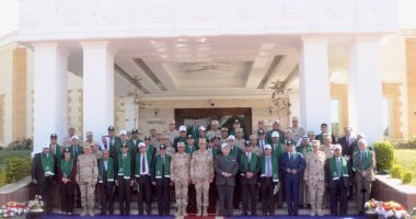 لجنة "الدفاع والأمن القومى" بالبرلمان تزور الجيش الثالث الميدانى