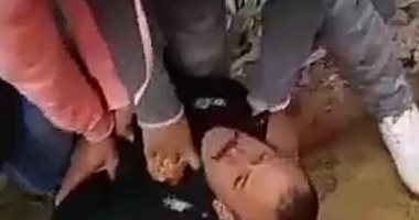 شباب يعتدون على معاق ويجردونه من ملابسه.. وأمن الإسماعيلية يبحث عن الجناة