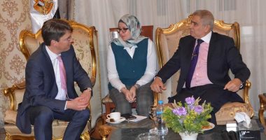 محافظ المنيا يستقبل وفد مدينة هيلدسهايم الألمانية
