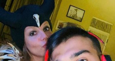بريتني سبيرز تتحول لشخصية Maleficent الشريرة فى صورة جديدة