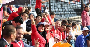 الجماهير تتوافد على استاد القاهرة لحضور نهائى أمم أفريقيا 23 عاما