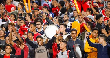 الشرطي الأمريكي إيريك هاتسون: أحب مصر وأتمنى الرقص مع الجماهير المصرية