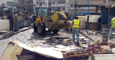 صور.. التصدى للبناء المخالف وإزالة تعديات القلعة بالإسكندرية