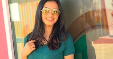 فرح حاتم تجسد شخصية رانيا يوسف فى مرحلة المراهقة بـ"الآنسة فرح "